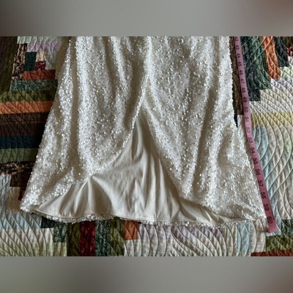 Hailey Adrianna Papell Fully Sequined White Asymmetrical Front Wrap Gown Size 12 - Picture 10 of 13